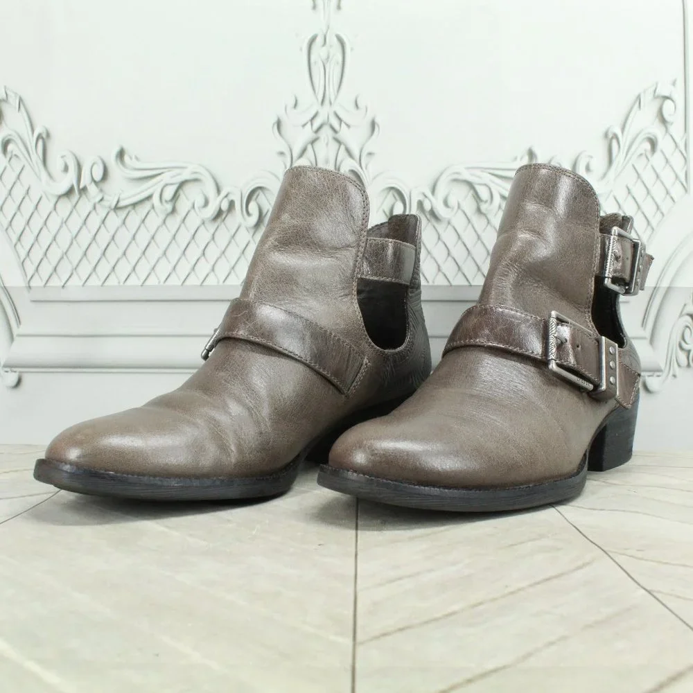 *The Sak Brown Leather Back Zipper Buckled Low Heeled Booties Size - Picture 2 of 9